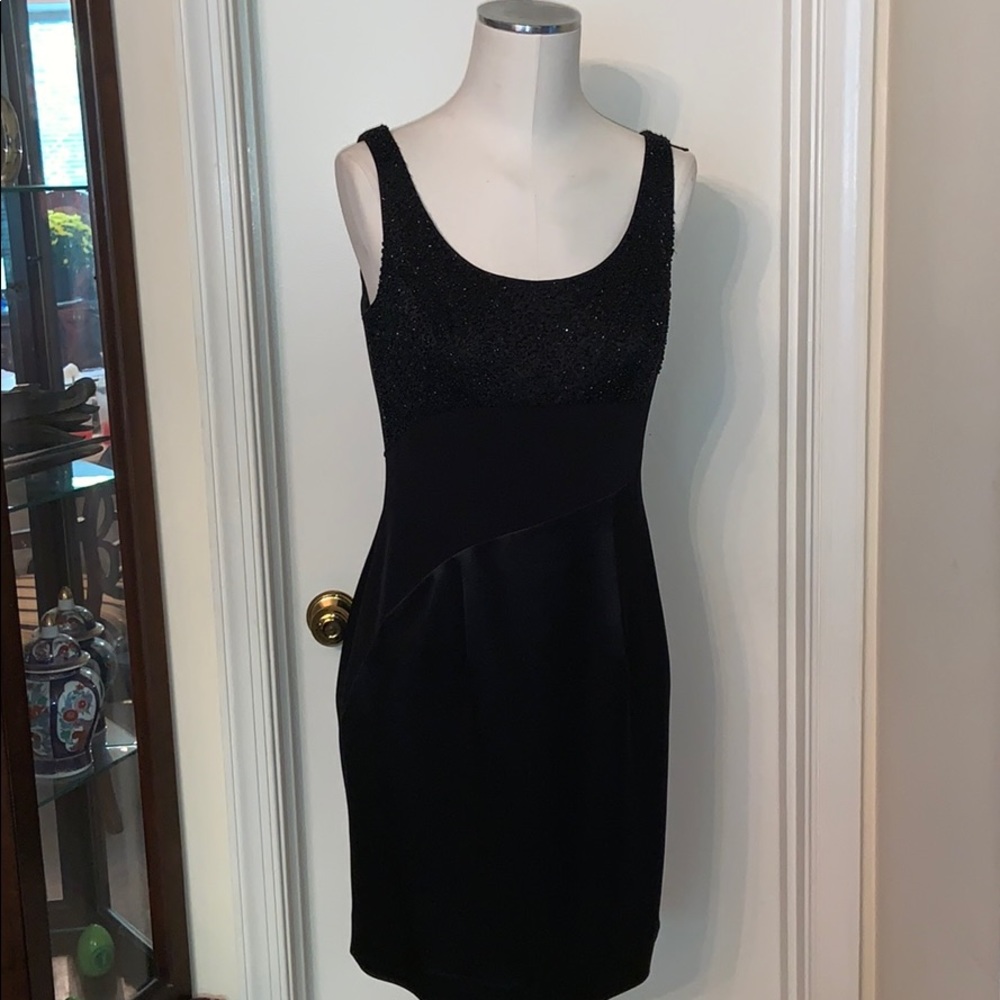 B’zar Dress .
